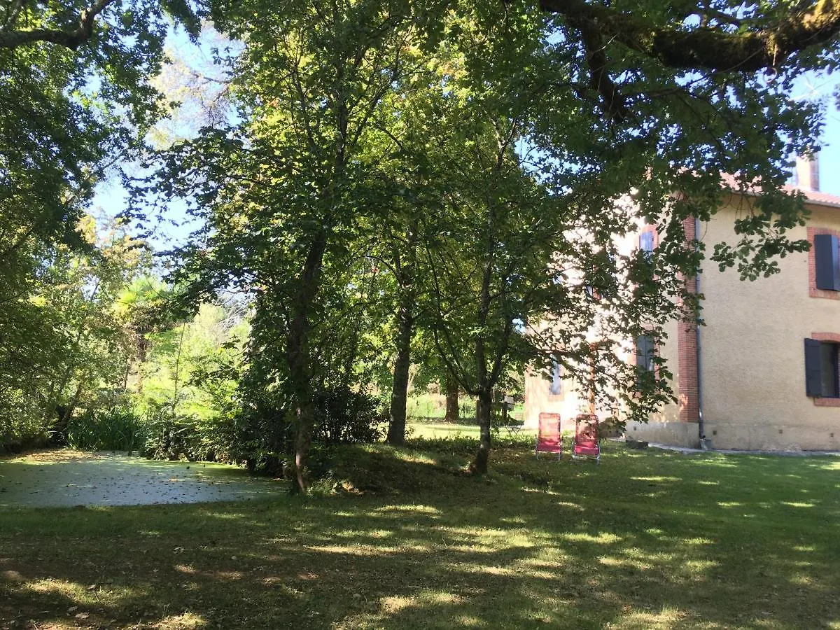 La Maison Des Anges Bed and Breakfast Eauze